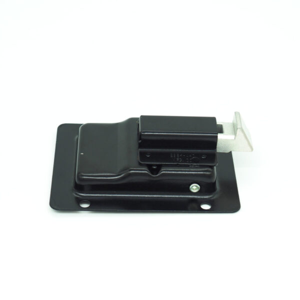 ZAMEK SZUFLADY PO STRONIE AKUMULATORÓW